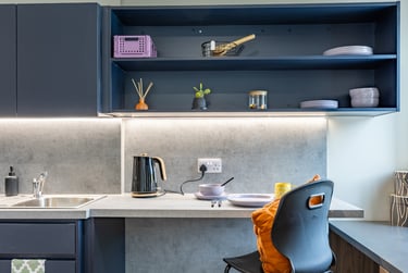 Deluxe Studio - Image 5